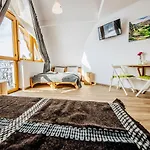 Góralski Przystanek Jacuzzi&sauna - Dom Dla 17 Osób *