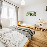Góralski Przystanek Jacuzzi&sauna - Dom Dla 17 Osób *