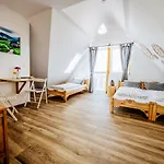 Góralski Przystanek Jacuzzi&sauna - Dom Dla 17 Osób *