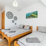 Góralski Przystanek Jacuzzi&sauna - Dom Dla 17 Osób Chalé