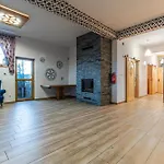 Góralski Przystanek Jacuzzi&sauna - Dom Dla 17 Osób *