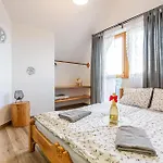 Góralski Przystanek Jacuzzi&sauna - Dom Dla 17 Osób *