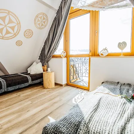 Goralski Przystanek Jacuzzi & Sauna - Dom Dla 17 Osob シャレー