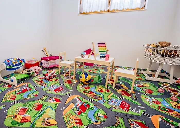 Domek alpejski Góralski Przystanek Jacuzzi&sauna - Dom Dla 17 Osób *