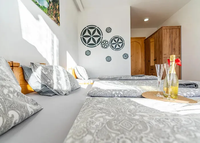 Góralski Przystanek Jacuzzi&sauna - Dom Dla 17 Osób Domek alpejski